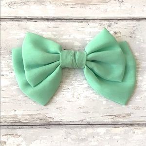 Girls Mint Green Hair Bow Alligator Clip Style Accessories Little Poppy Co.